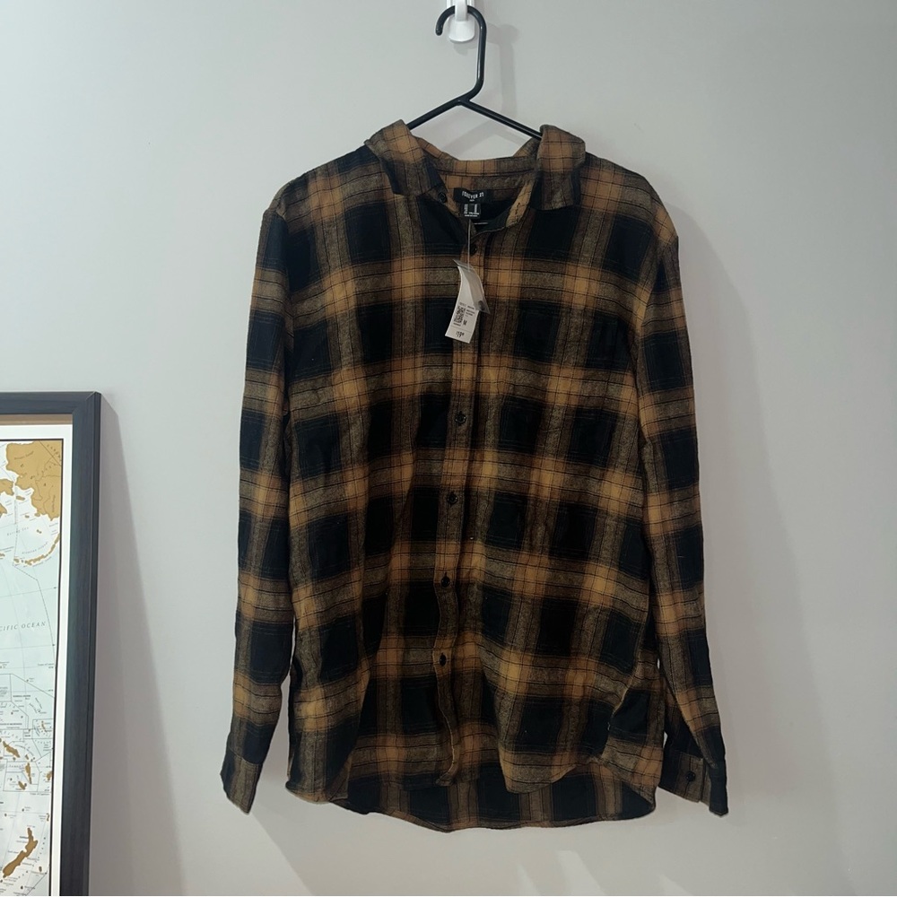 Forever 21 Men's Black and Tan Checkered Shirt